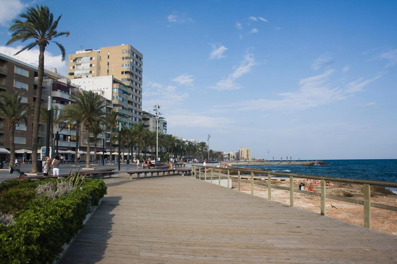 Homely Apartments Casa Torres Torrevieja Buitenkant foto