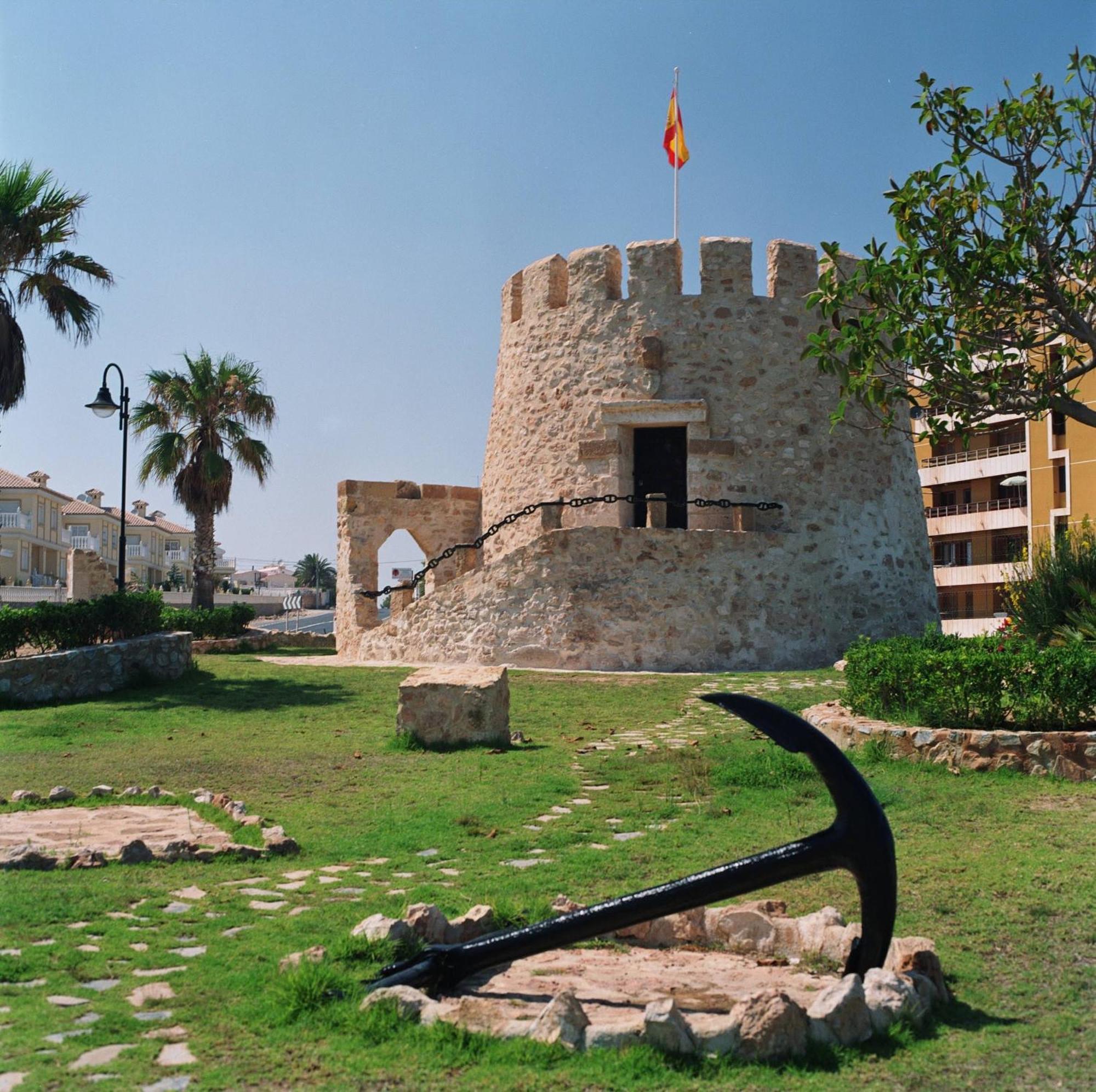 Homely Apartments Casa Torres Torrevieja Buitenkant foto